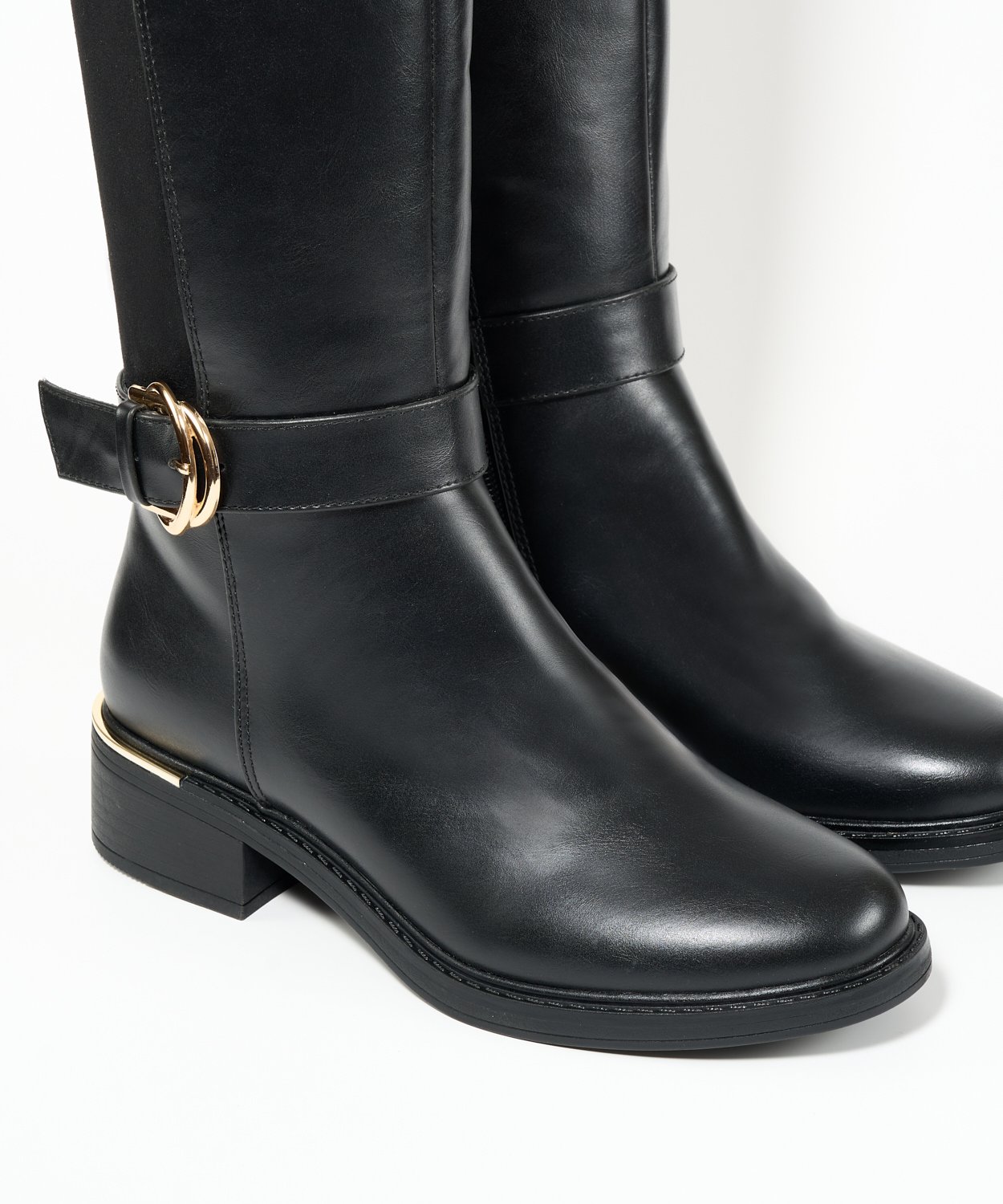 Botas detalle hebilla image number null